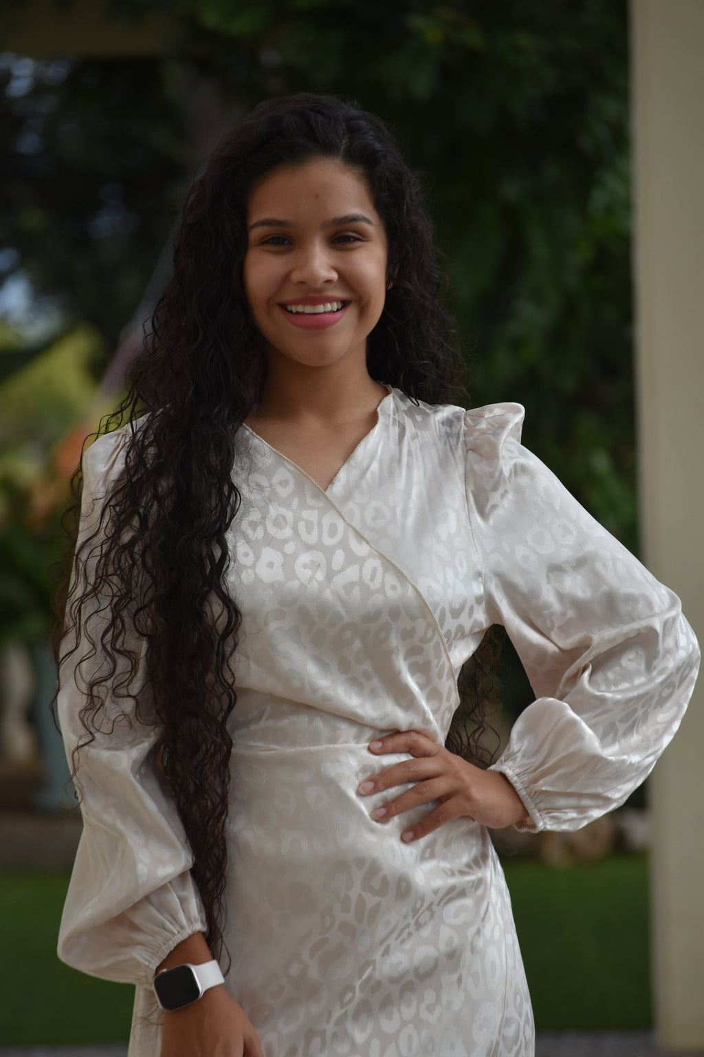 Vestido Crema Satinado Leopardo