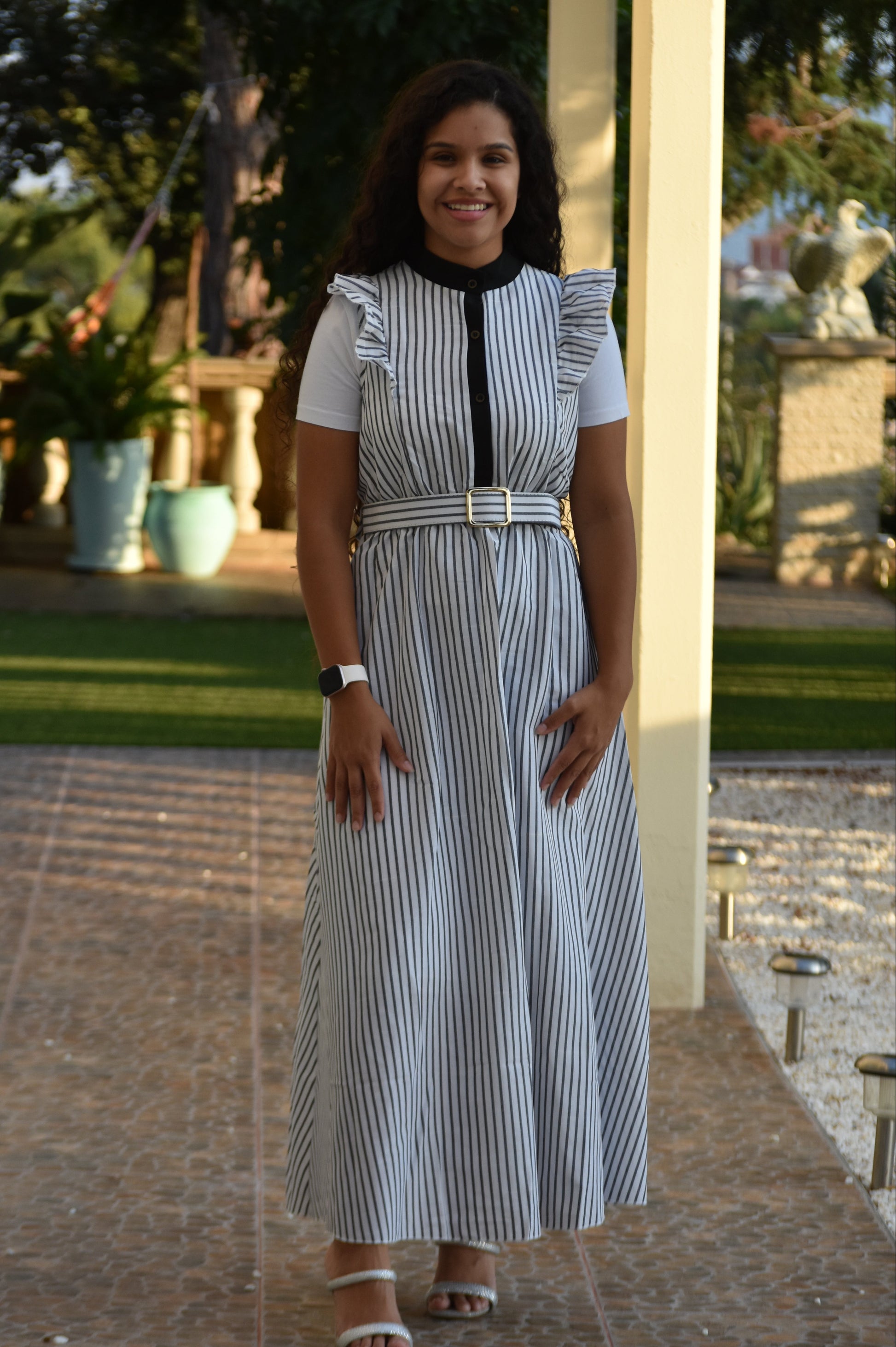 Vestido largo de lineas con cinturón