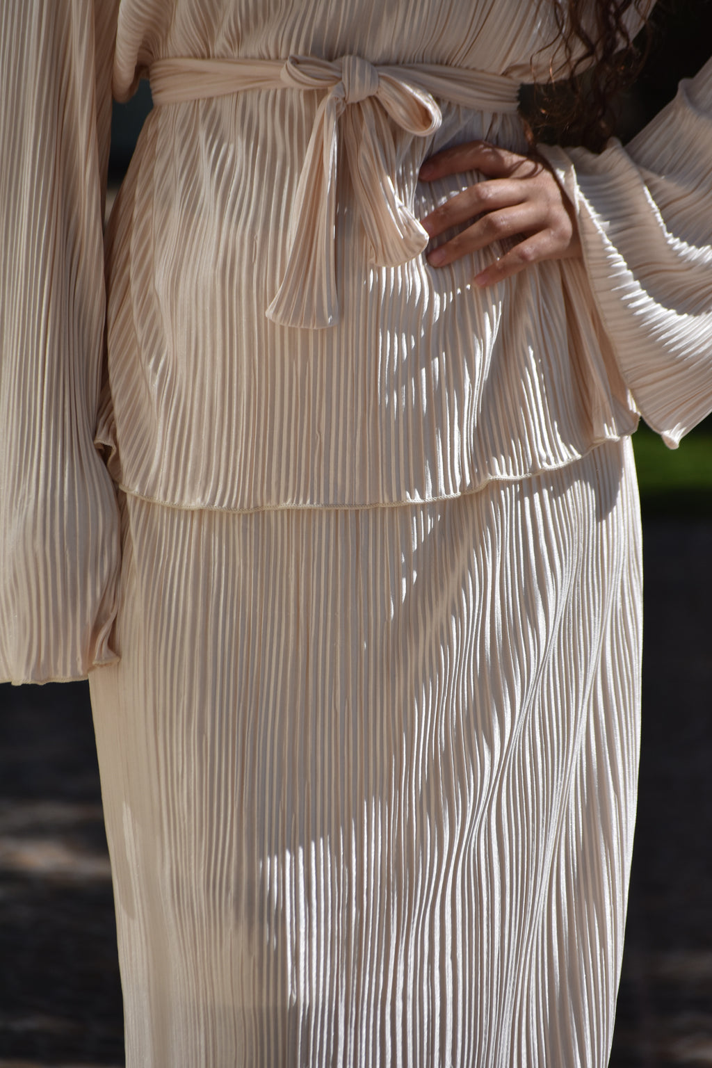 Conjunto satinado plisado oro rosa