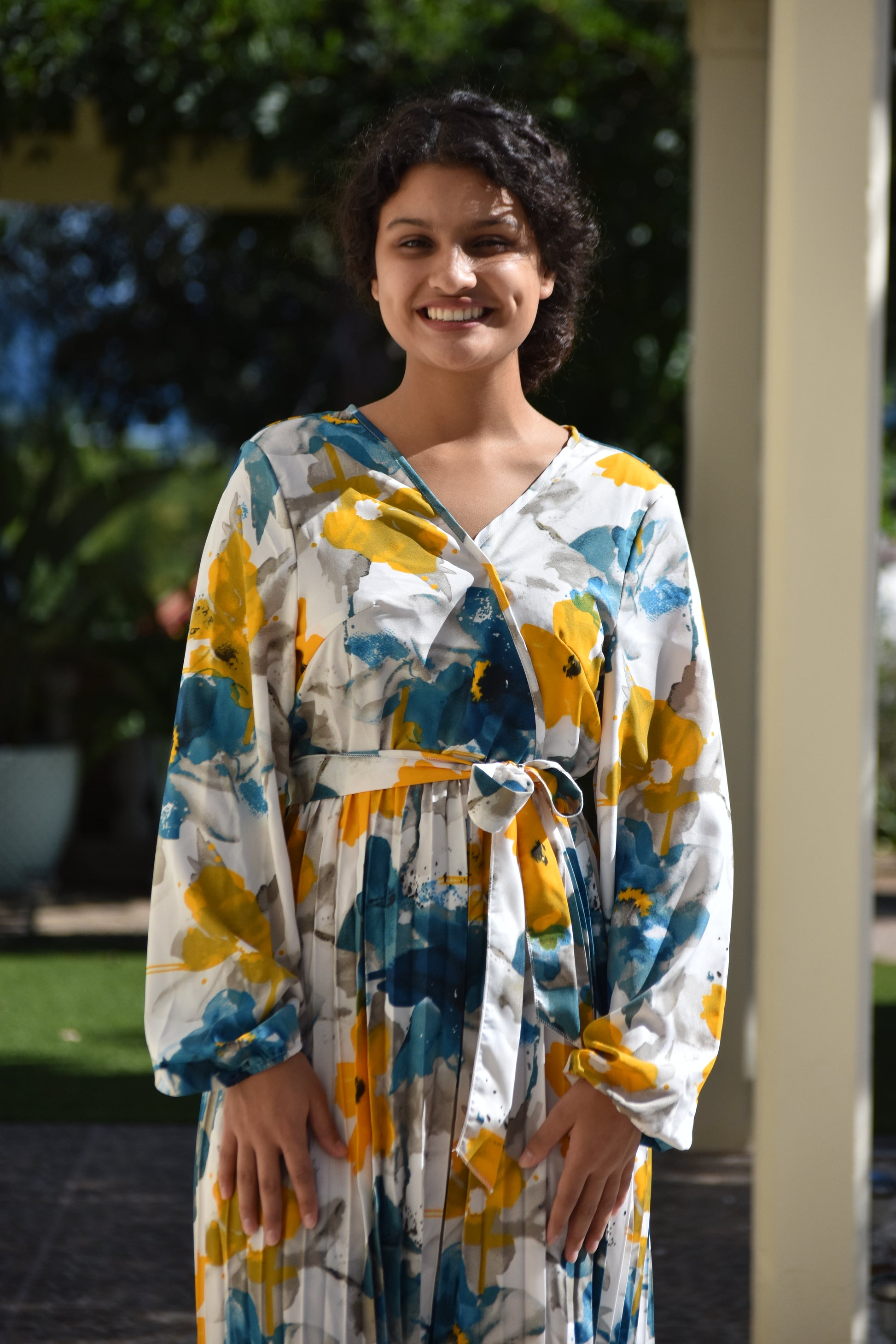 Vestido de colores con flecos en la parte de abajo