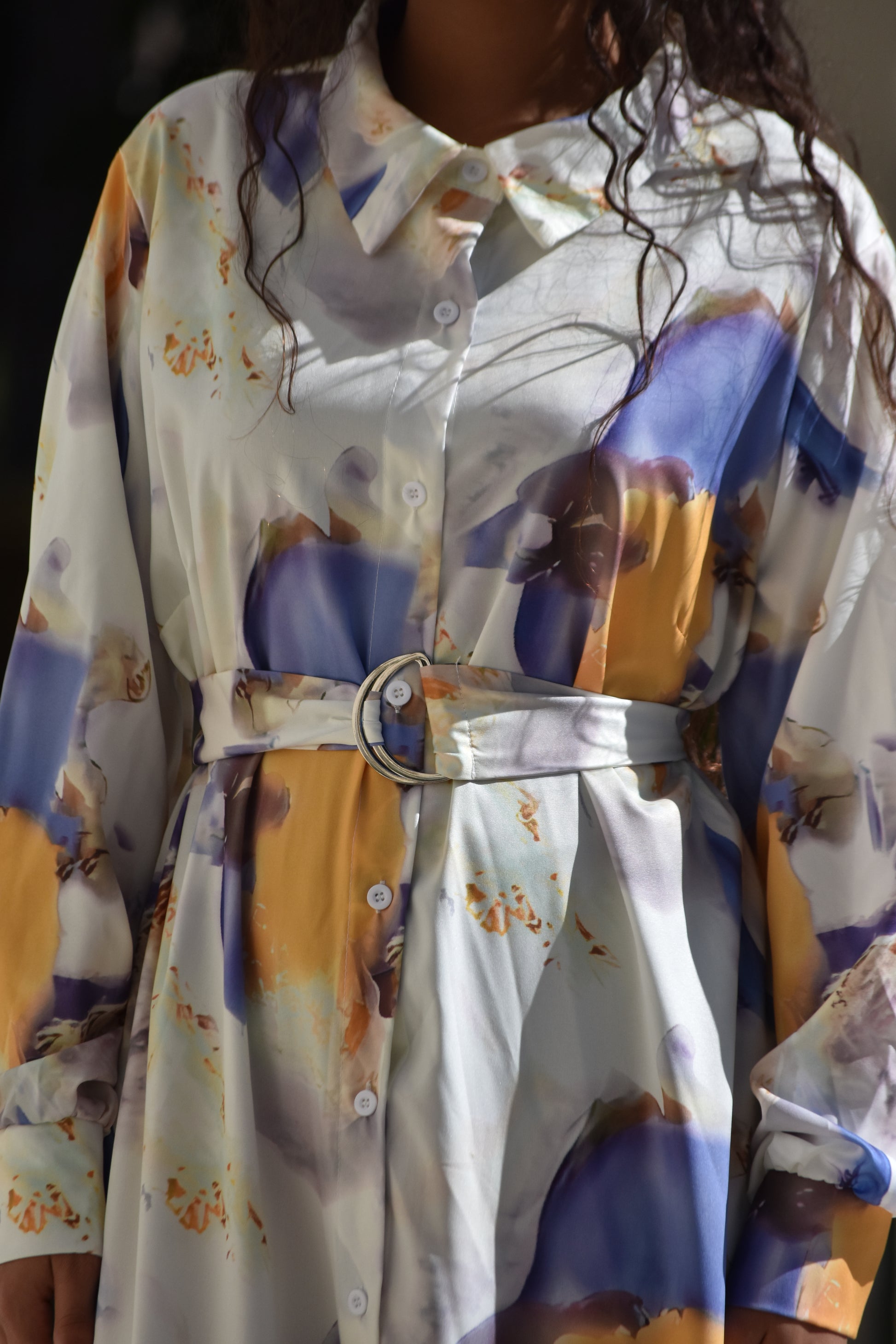 Vestido de colores largo con cinturón