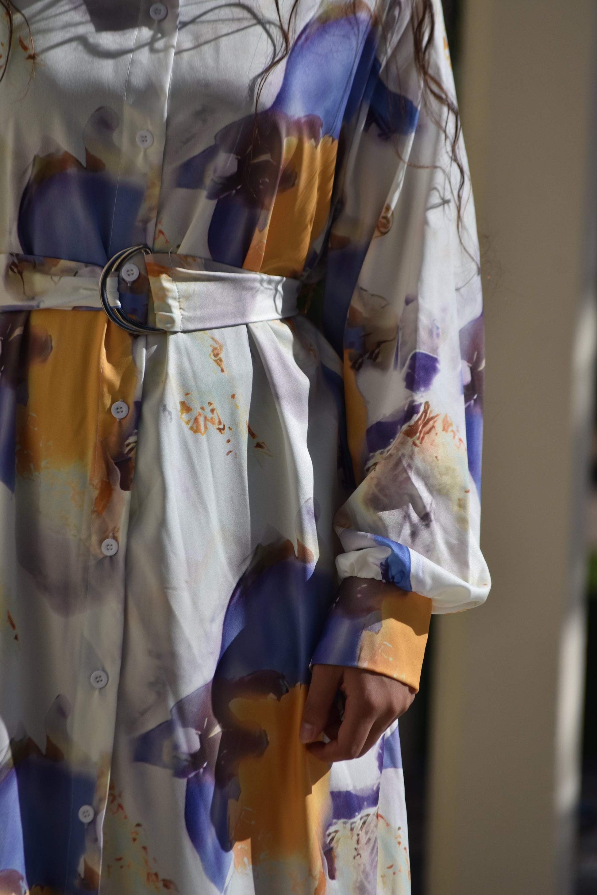 Vestido de colores largo con cinturón