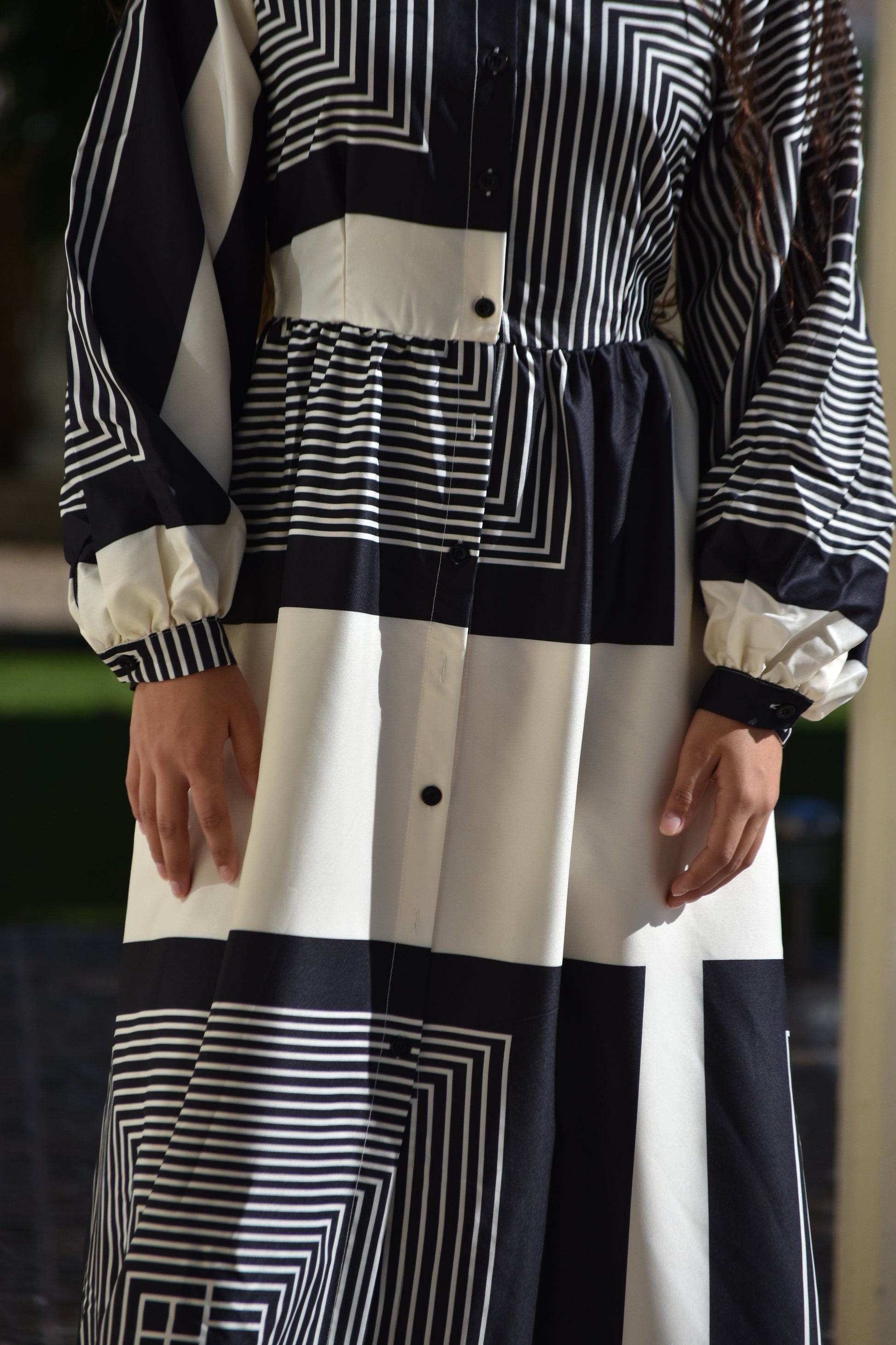 Vestido de cuadros y rayas crema y negra