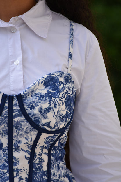 Vestido princesa azul con corsé